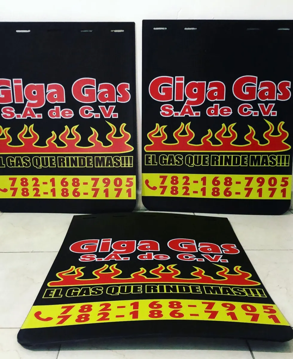 Loderas negras de empresa de gas LP con letras en llamas y teléfonos